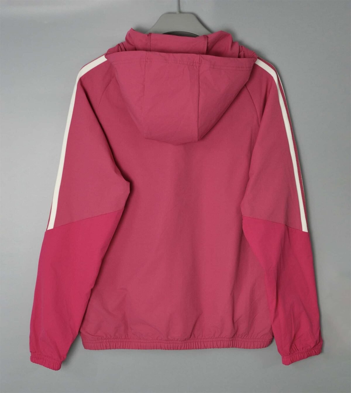 Real Madrid 2026-27 Pink Hoodie Windbreaker - Image 2
