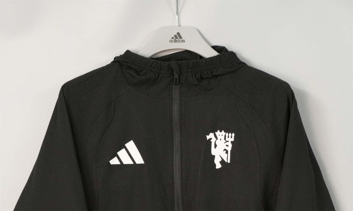 Manchester United 2026-27 All-Black Hoodie Windbreaker - Image 4