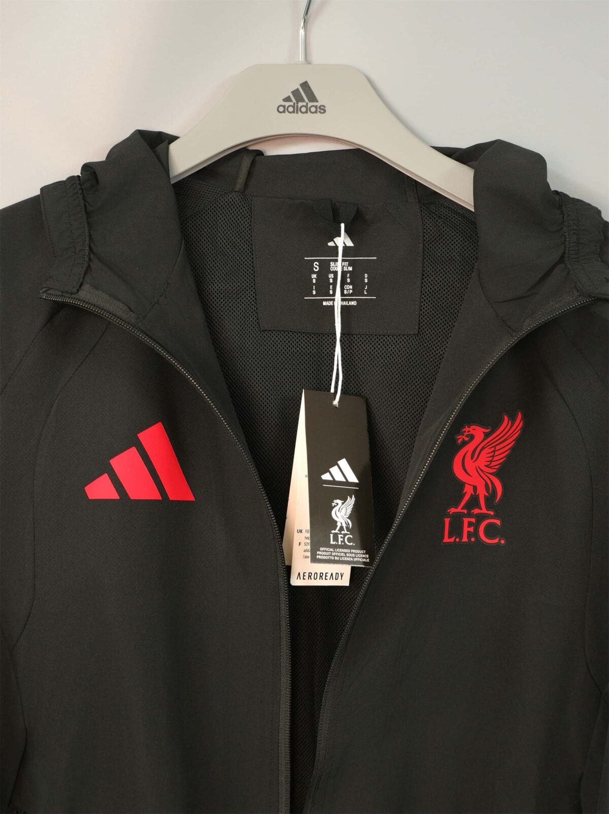 Liverpool 2026-27 All-Black Hoodie Windbreaker - Image 5