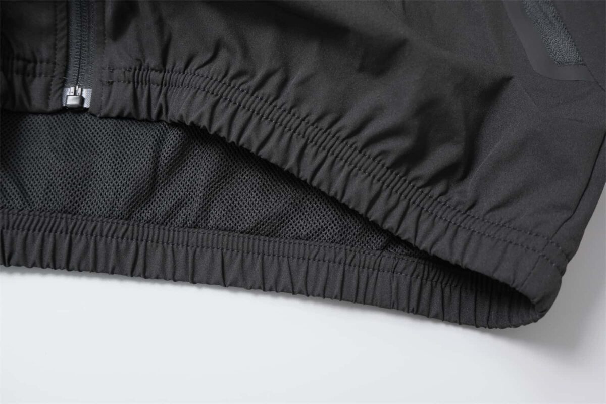 Arsenal 2026-27 All-Black Hoodie Windbreaker - Image 8