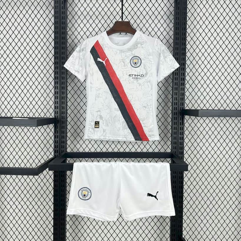 01-1985.jpg Manchester City x Kidsuper 2025-26 City Jersey Kids Kit - Image 1