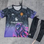 Manchester United 2025-26 Lion Kids Kit