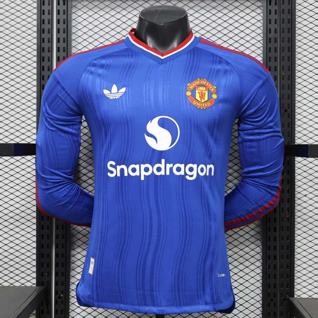 01-2516.jpg Manchester United 2026-27 Away Long Sleeve Jersey Player Version - Image 1