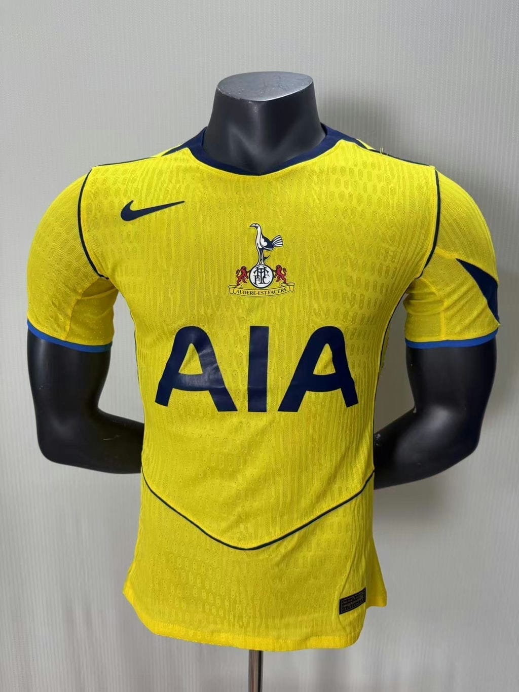 01-2533.jpg Tottenham Hotspur 2025-26 Second Away Jersey Player Version - Image 1