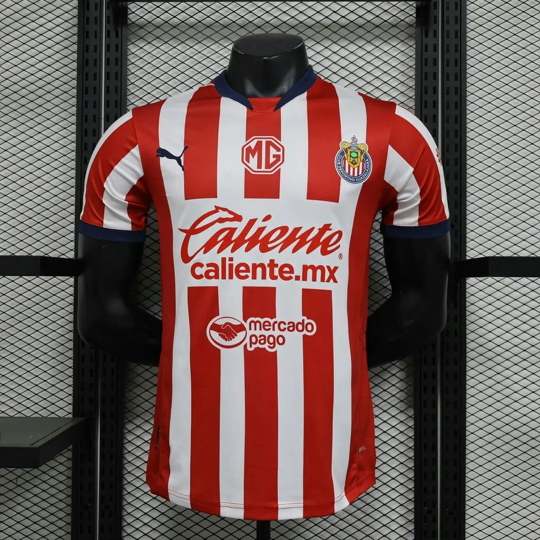 01-282.webp CD Guadalajara (Chivas) 2024-25 Home Jersey Player Version - Image 1