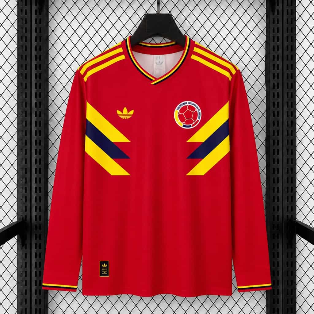 01-5617.jpg Colombia 2026 FIFA World Cup Iconic 1990 Red Retro Long Sleeve Jersey - Image 1