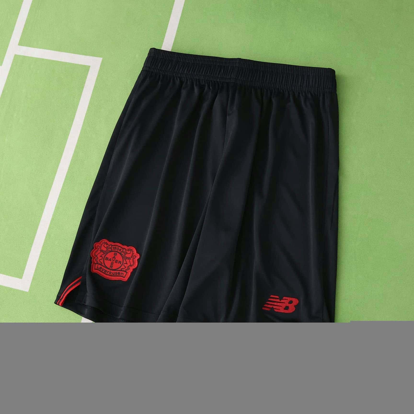 01-5644.jpg Bayer 04 Leverkusen 2025-26 Home Shorts - Image 1