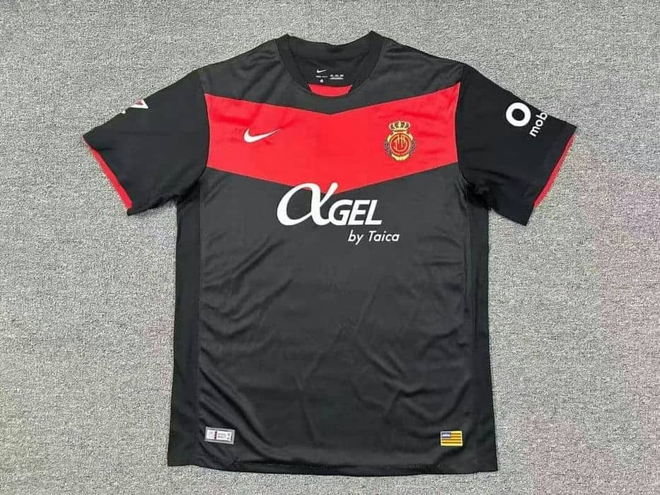 01-620.jpg RCD Mallorca 2025-26 Second Away Jersey Fan Version - Image 1