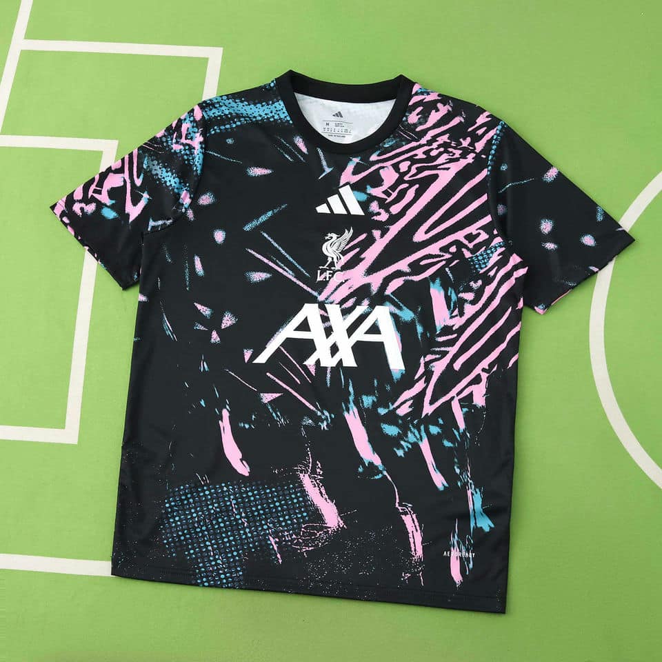 01-6292.jpg Liverpool 2026-27 Black Training Jersey - Image 1