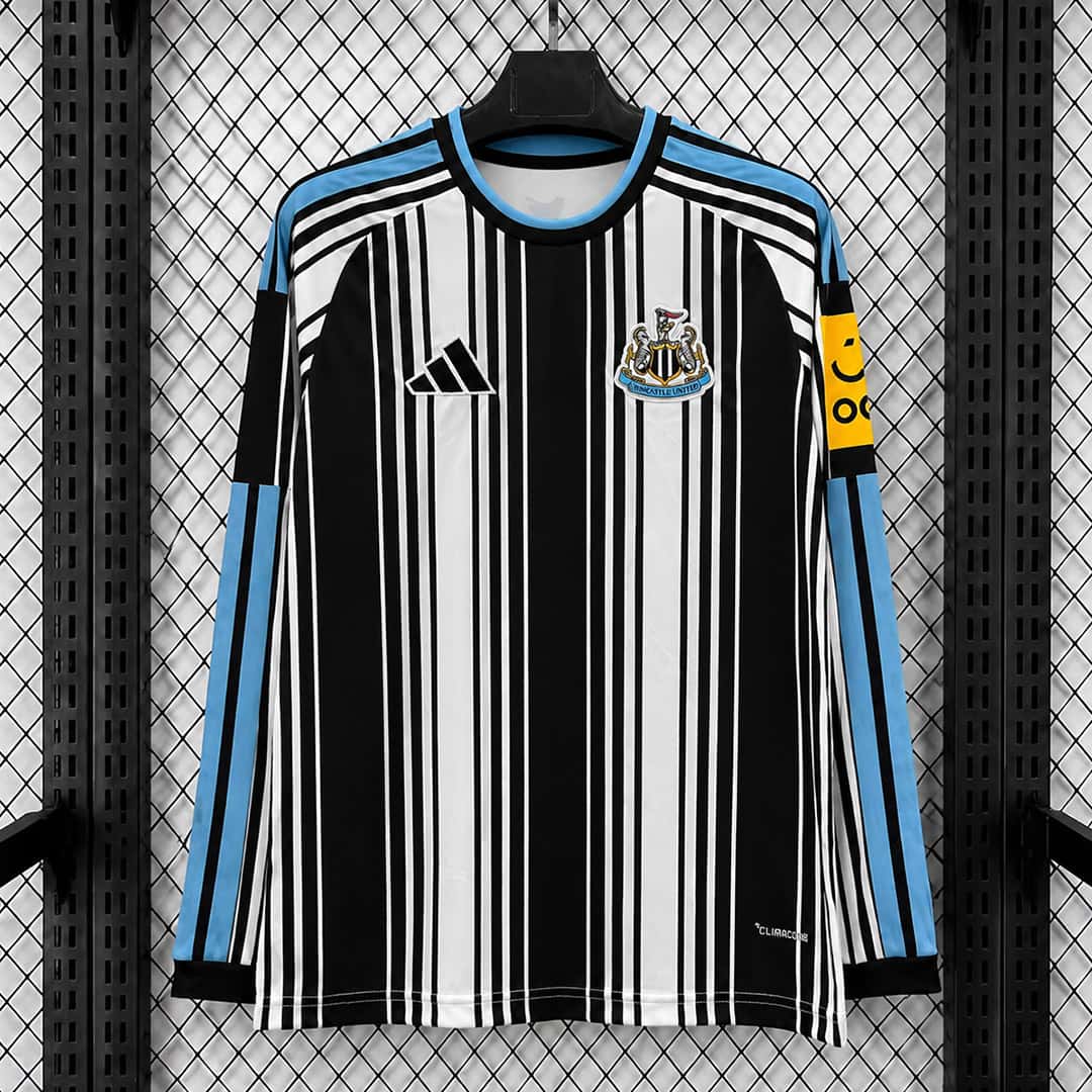 01-988.jpg Newcastle United 2026-27 Home Long Sleeve Jersey Fan Version - Image 1