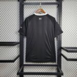 Liverpool 2025-26 Black Goalkeeper Jersey - Image 2