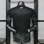 Manchester United 2026-27 Black Goalkeeper Jersey Player Version - Image 2