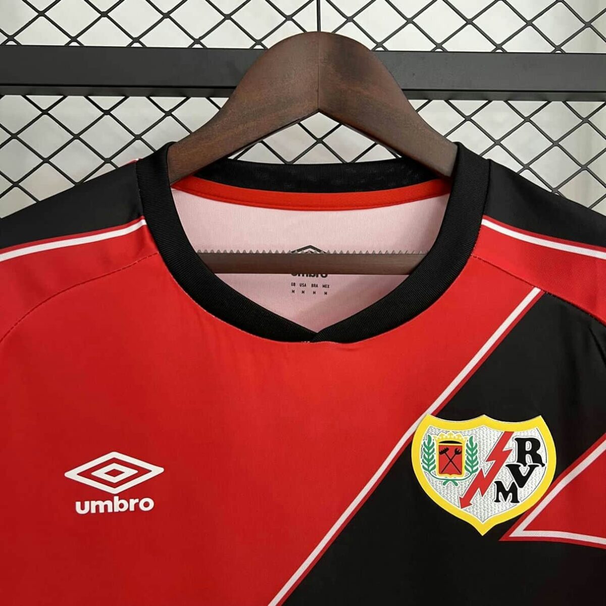 Rayo Vallecano 2025-26 Away Jersey Fan Version - Image 3