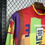 England 1995 Red Goalkeeper Long Sleeve Retro Jersey - Image 3