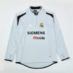 Real Madrid 2004-05 Light Grey Long Sleeve Training Top - Image 3
