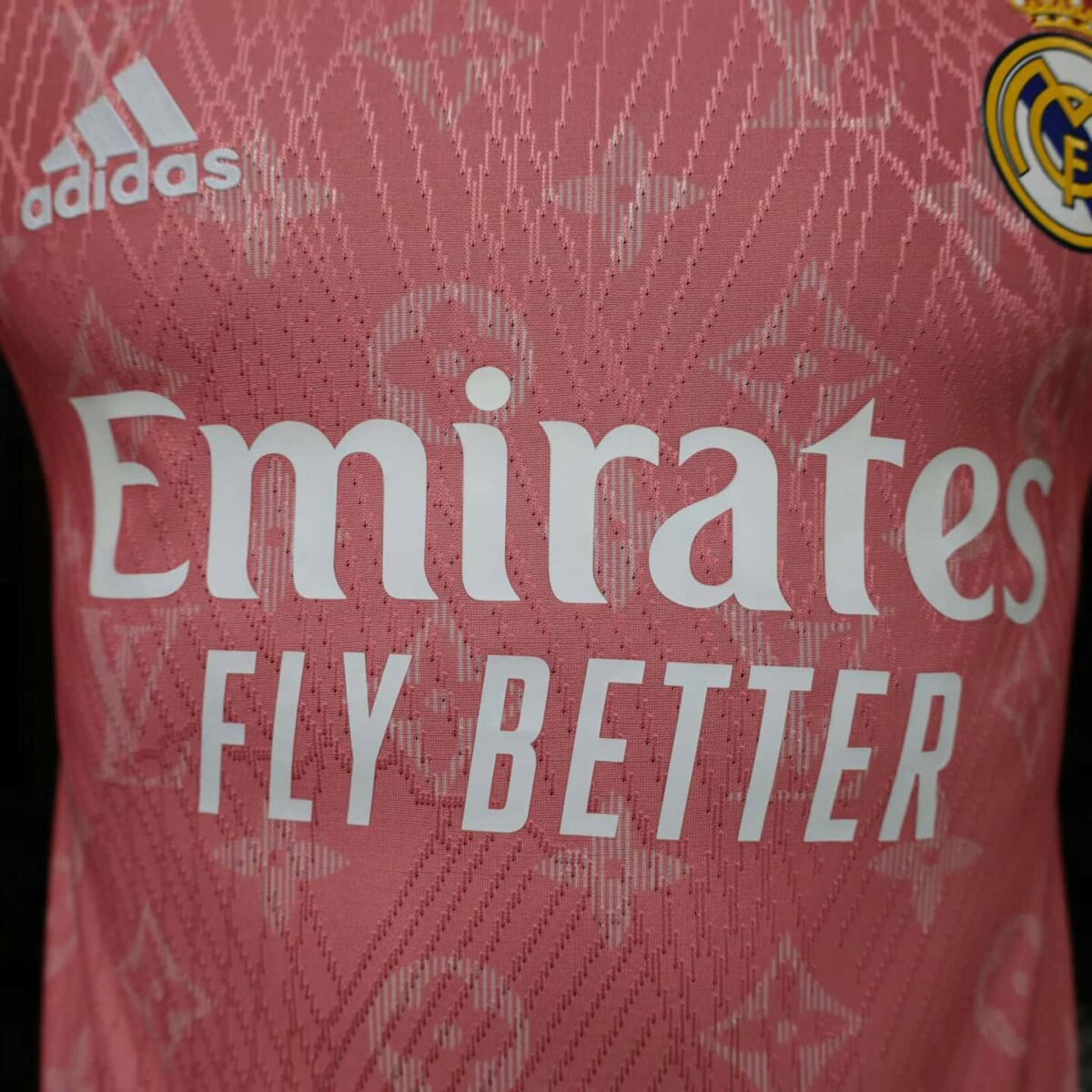 Real Madrid 2026-27 x LV Pink Jersey Player Version - Image 4