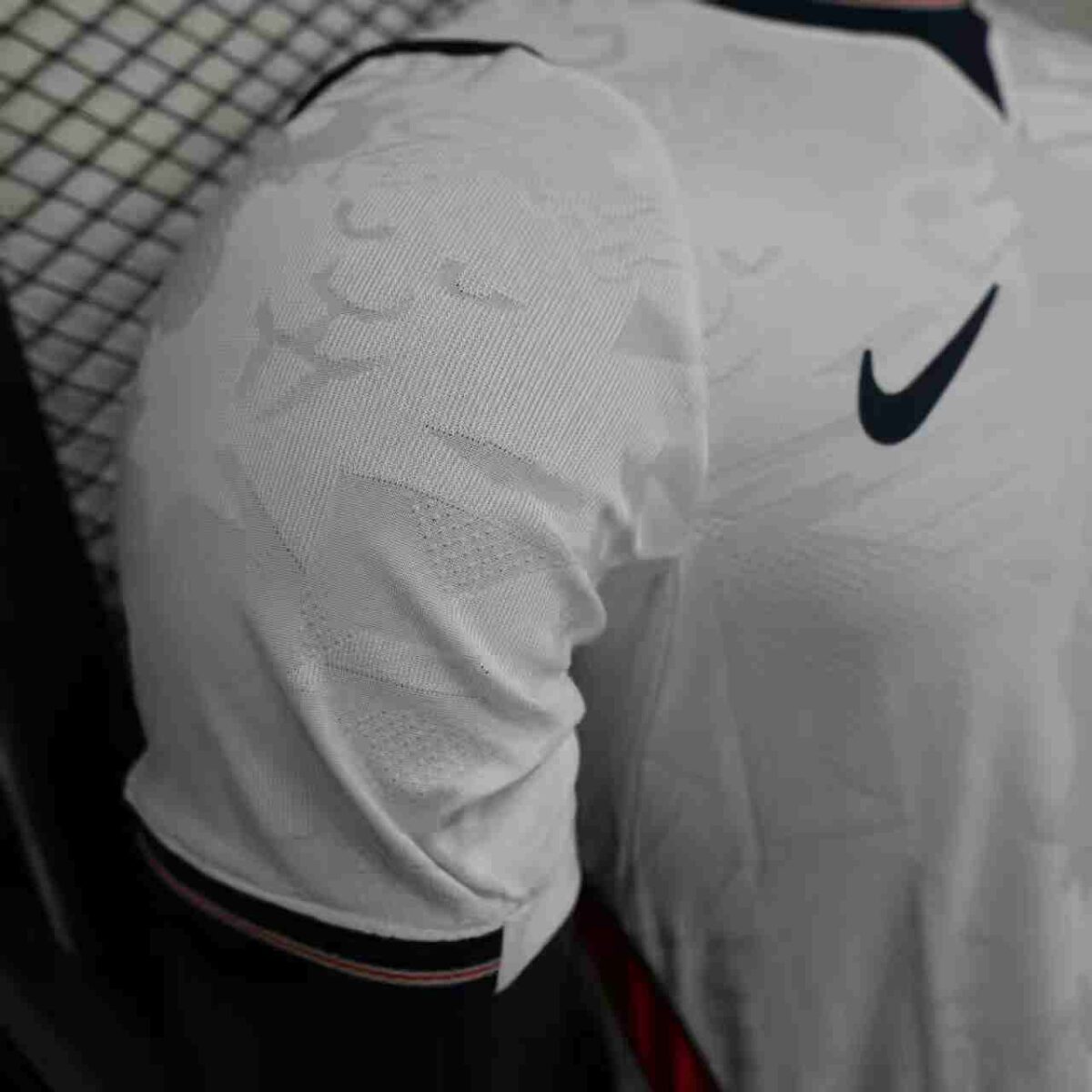 England 2026 FIFA World Cup Home Jersey Player Version - Image 4