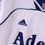 Universidad de Chile 1999-00 Away Retro Jersey - Image 4