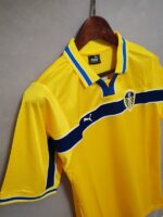 Leeds United 1999-00 Second Away Retro Jersey - Image 4