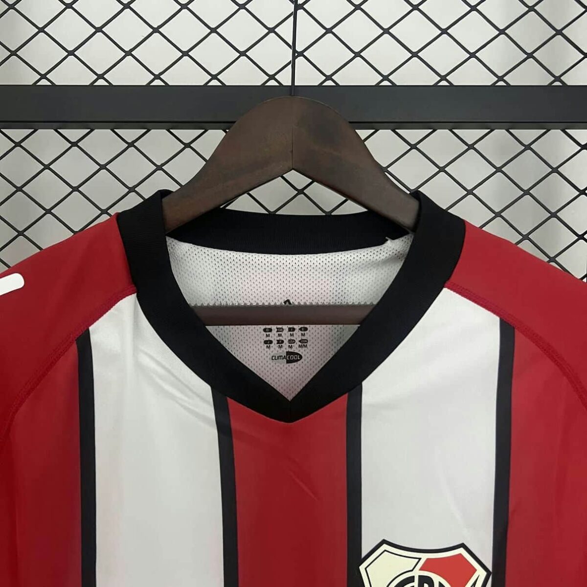 River Plate 2003-04 Away Retro Long Sleeve Jersey - Image 4