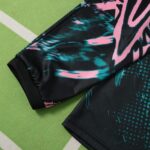 Liverpool 2026-27 Black Training Long Sleeve Jersey - Image 4