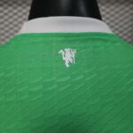 Manchester United 2025-26 Green Goalkeeper Jersey Player Version - Image 4