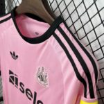 Newcastle United 2025-26 Pink Goalkeeper Jersey - Image 4