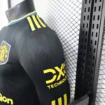 Manchester United 2025-26 Second Away Long Sleeve Jersey Player Version - Image 5