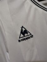 Tottenham Hotspur 1981-82 Home Retro Jersey - Image 5