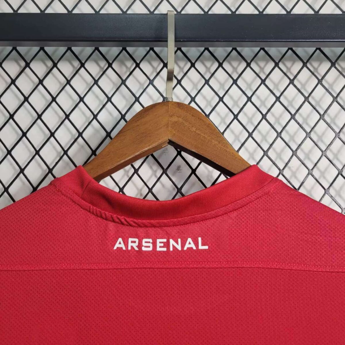 Arsenal 2011-12 125th Anniversary Home Jersey - Image 5