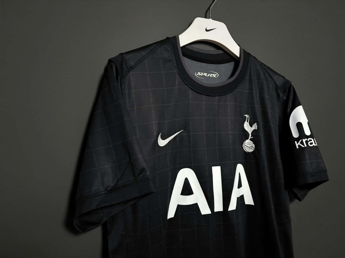 Tottenham Hotspur 2025-26 Away Jersey Fan Version - Image 5