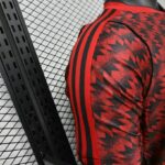 Manchester United 2026-27 Retro Lifestyle Red-Black Jersey Player Version - Image 6