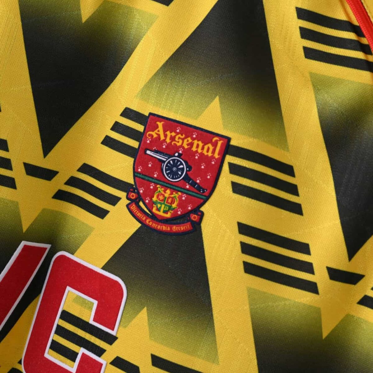 Arsenal 1991-93 Away Retro Jersey - Image 6