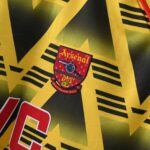 Arsenal 1991-93 Away Retro Jersey - Image 6