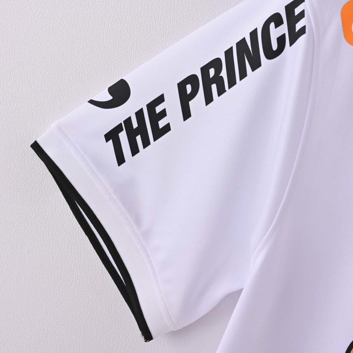 Santos 2009-10 The Prince Returns Special Version Retro Jersey - Image 6