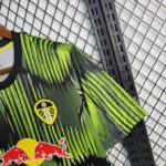 Leeds United 2025-26 Green Training Jersey - Image 6