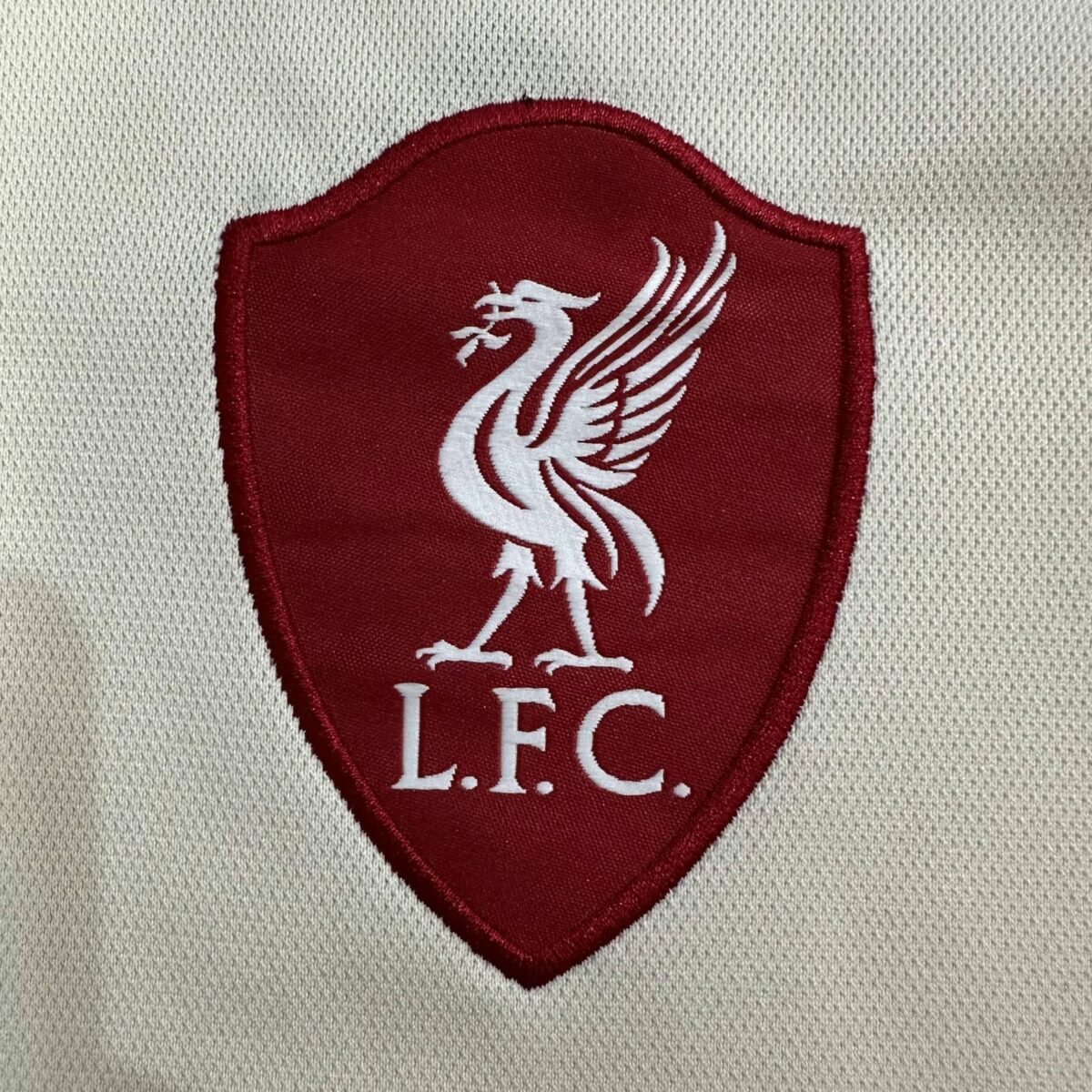Liverpool 2025-26 Away Jersey Fan Version - Image 6