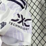 Manchester United 2025-26 Away Jersey Fan Version - Image 6