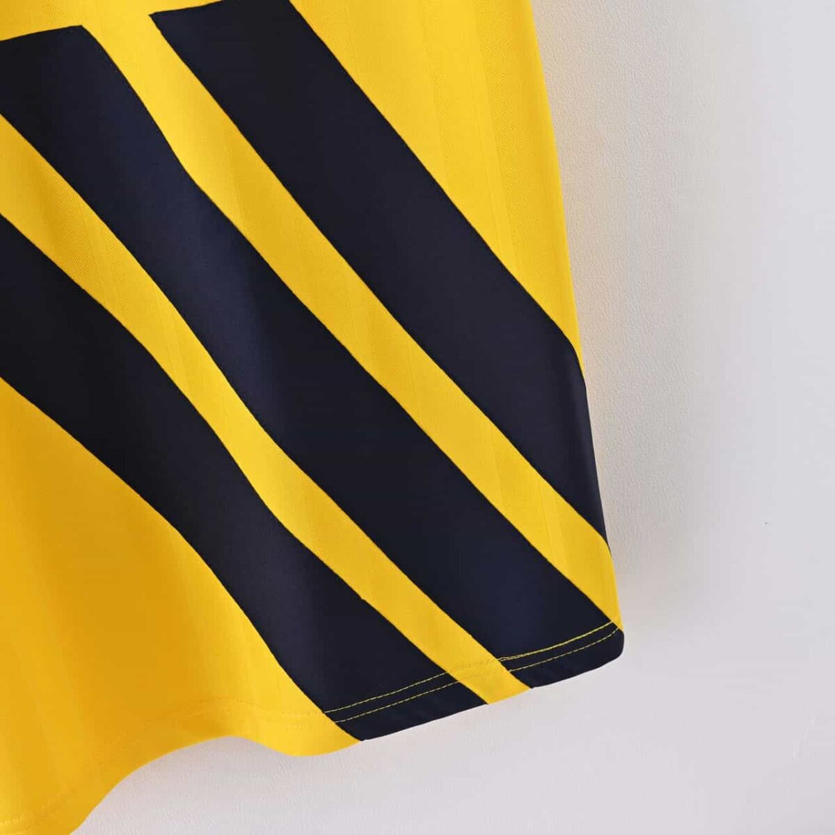 Arsenal 1993-94 Away Retro Jersey - Image 7