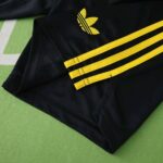 Manchester United 2025-26 Second Away Shorts - Image 7