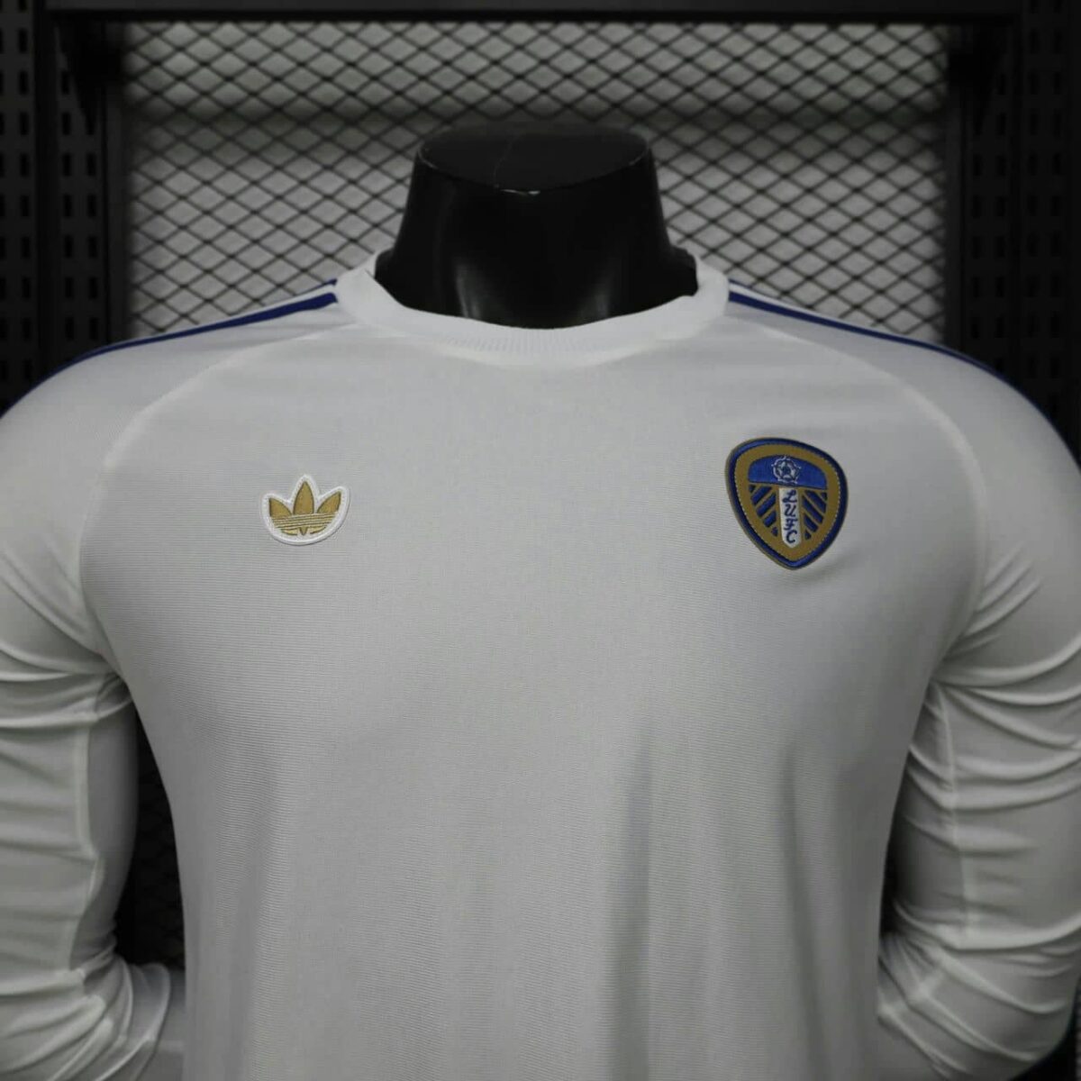 Leeds United 2026-27 Retro Lifestyle White Long Sleeve Jersey Player Version - Image 7