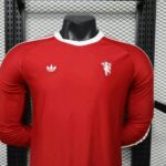 Manchester United 2026-27 Retro Lifestyle Red Jersey Player Version - Image 7