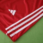 Liverpool 2025-26 Home Shorts - Image 8