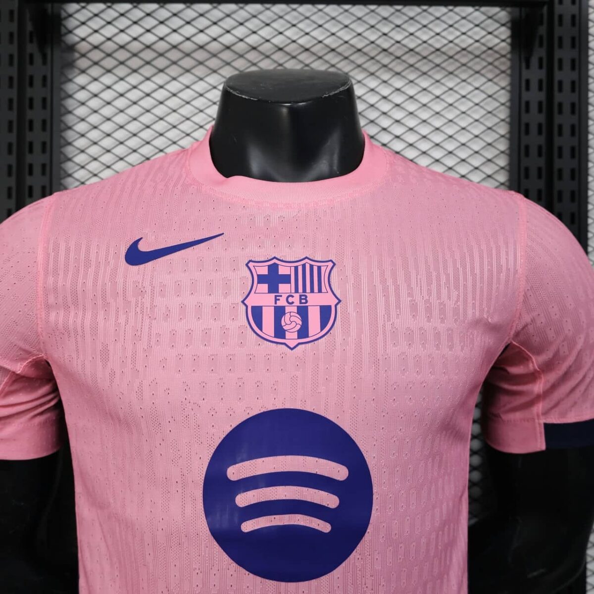 Barcelona 2025-26 Pink Jersey Player Version - Image 8