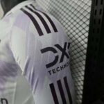 Manchester United 2025-26 Away Long Sleeve Jersey Player Version - Image 8