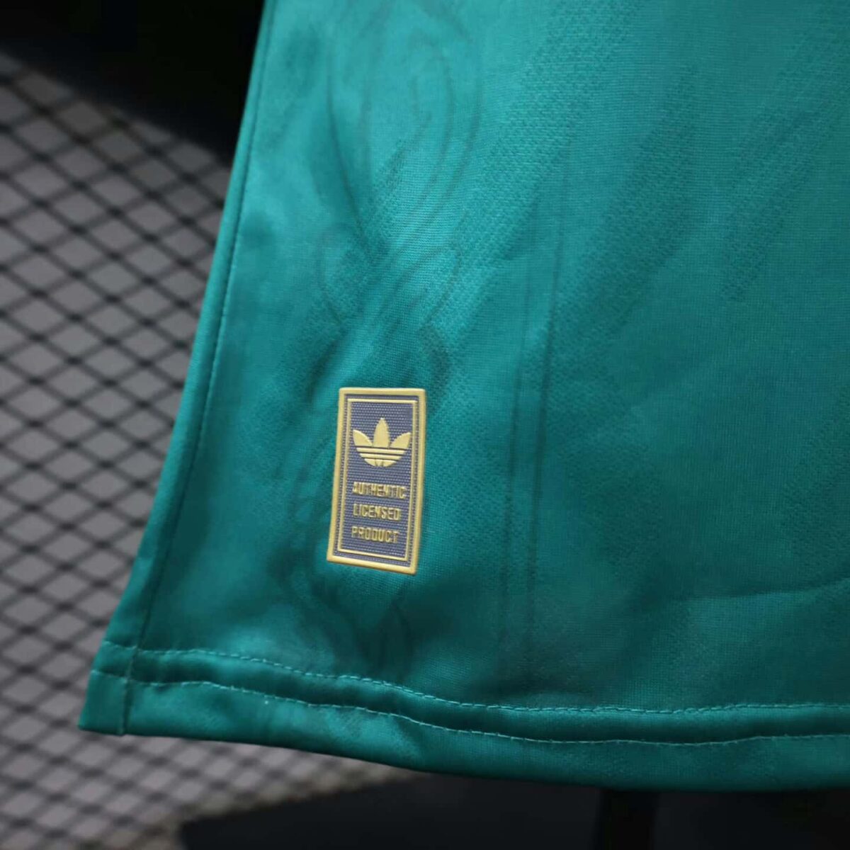 Liverpool 2026-27 Green Trefoil Retro-Inspired Jersey Player Version - Image 10